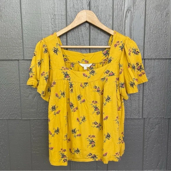 Lucky Brand Women’s Square Neck Yellow Floral Short Sleeve Top - Picture 7 of 12